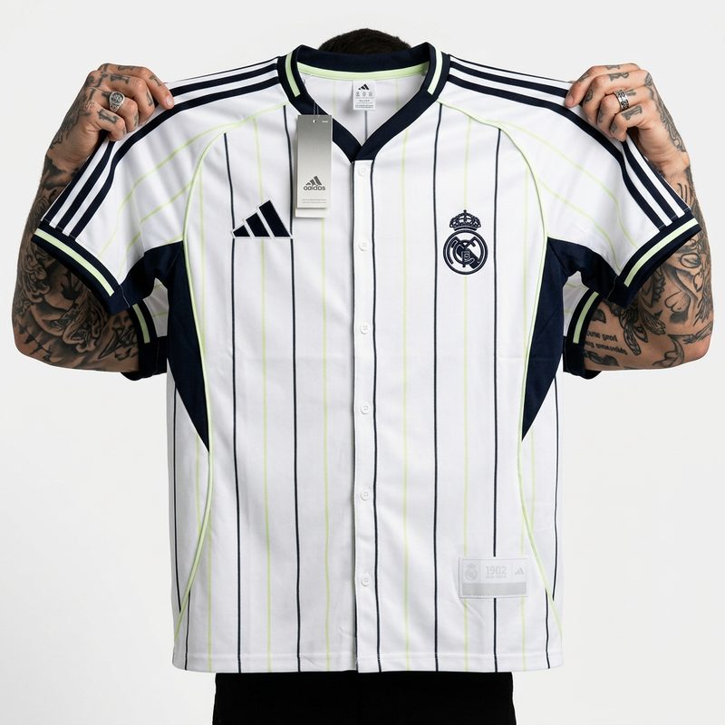Camisa Real Madrid · 25/26 - Edição especial Baseball